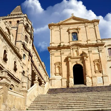 Cocciu D'Amuri Netino Noto Exterior photo